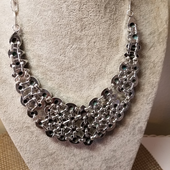 BREATHTAKING NECKLACE NWOT - Picture 7 of 9